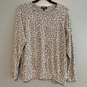 Long sleeve, flowy gray cheetah top